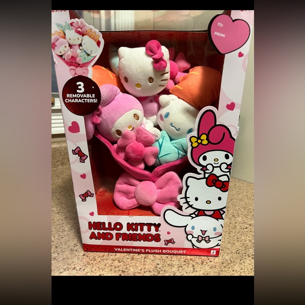 Hello kitty bouquet Valentine’s Day plush